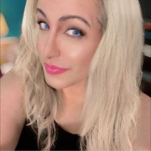 Meet your Posher, Staci